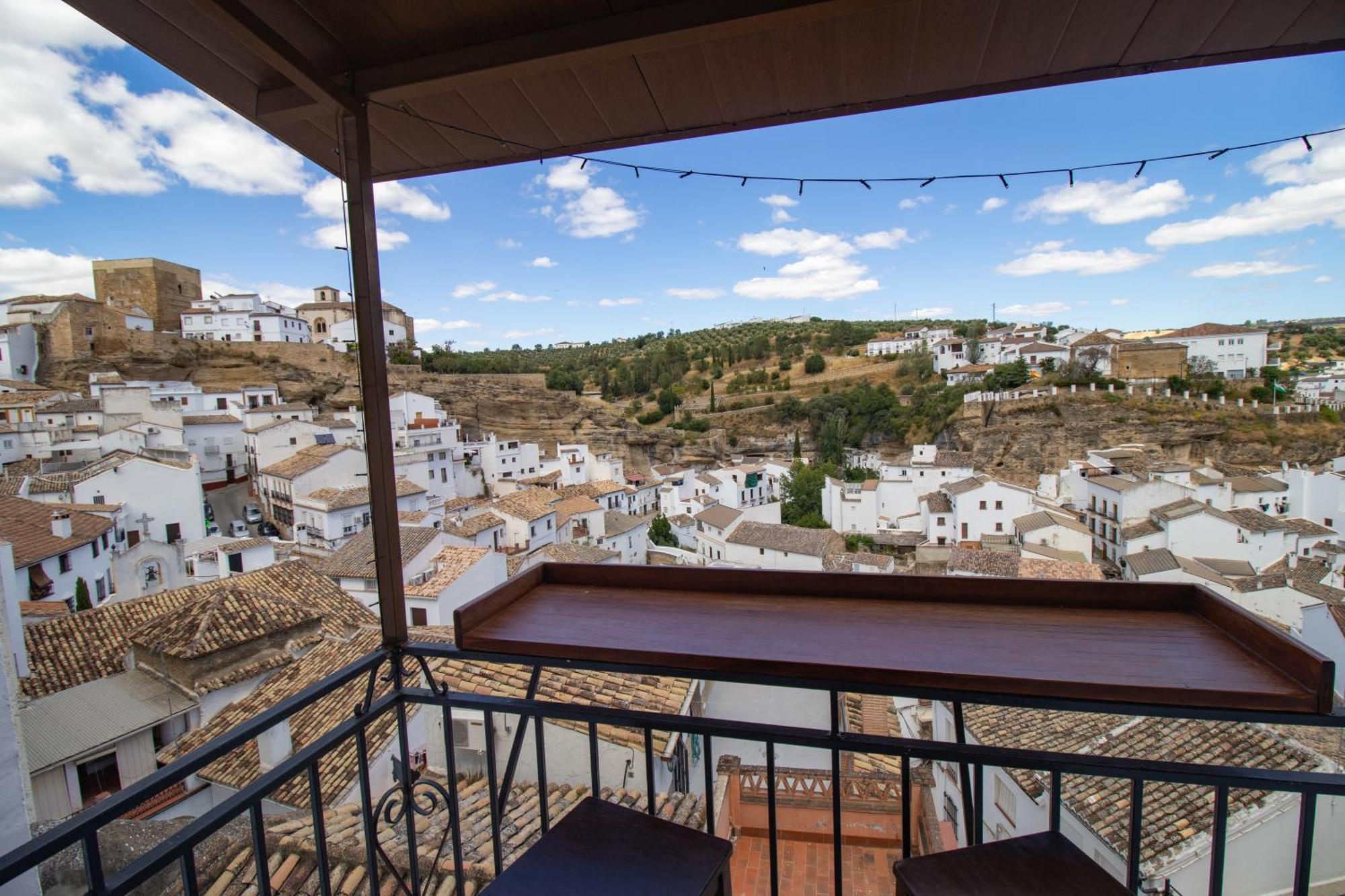 فيلا La Casa De La Lela Setenil De Las Bodegas الغرفة الصورة