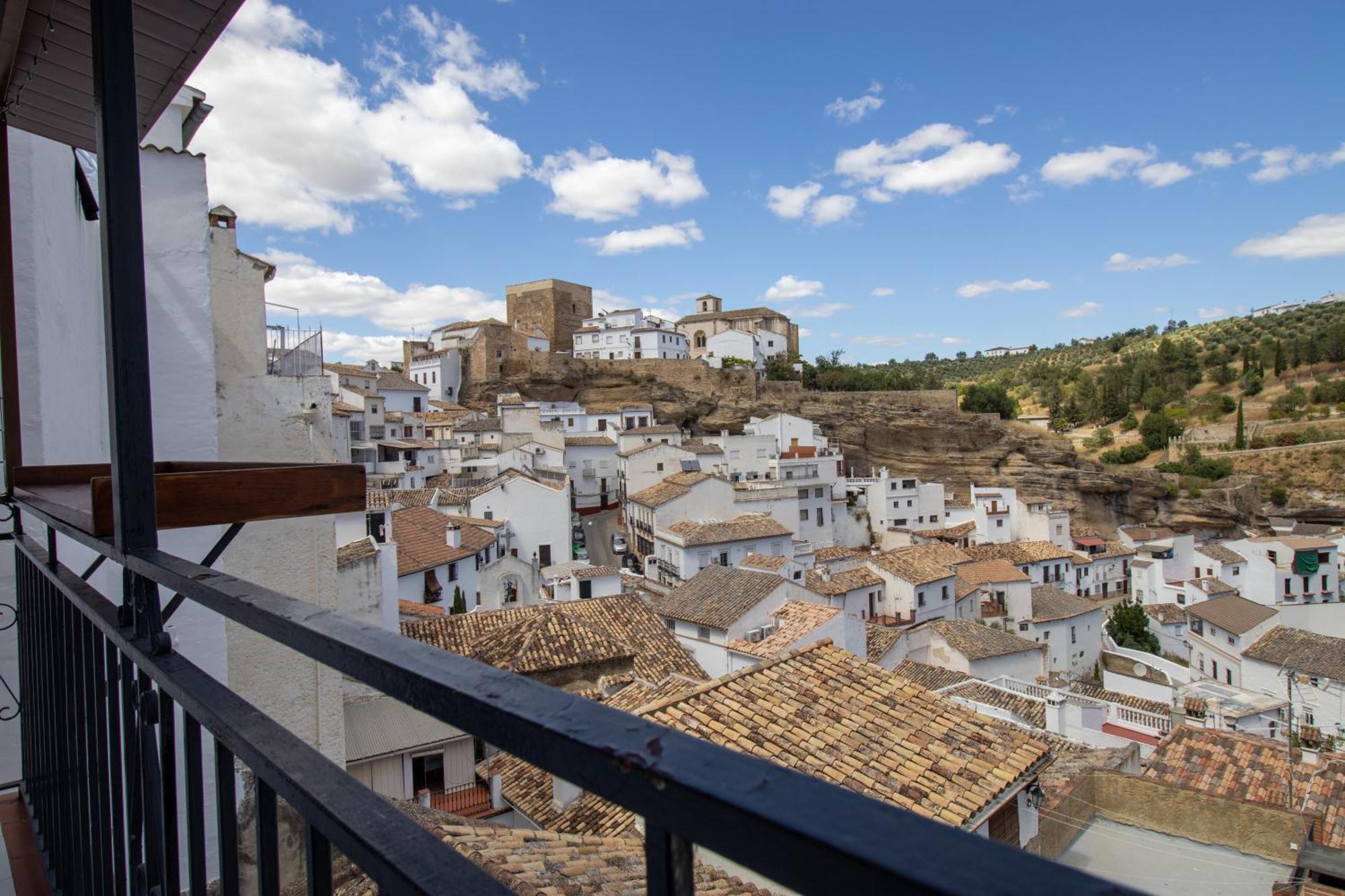 فيلا La Casa De La Lela Setenil De Las Bodegas الغرفة الصورة